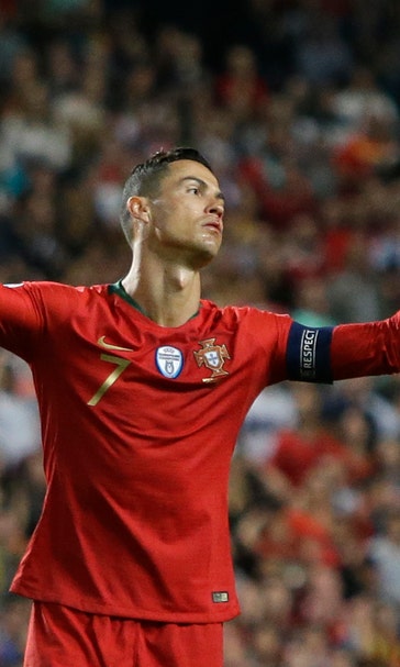 Ronaldo leaves Portugal match with muscle injury